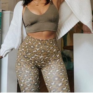 Aerie OFFLINE cheetah set